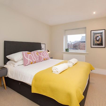 Compton Lodge Luxury Apartment-Free Parking Йорк Экстерьер фото