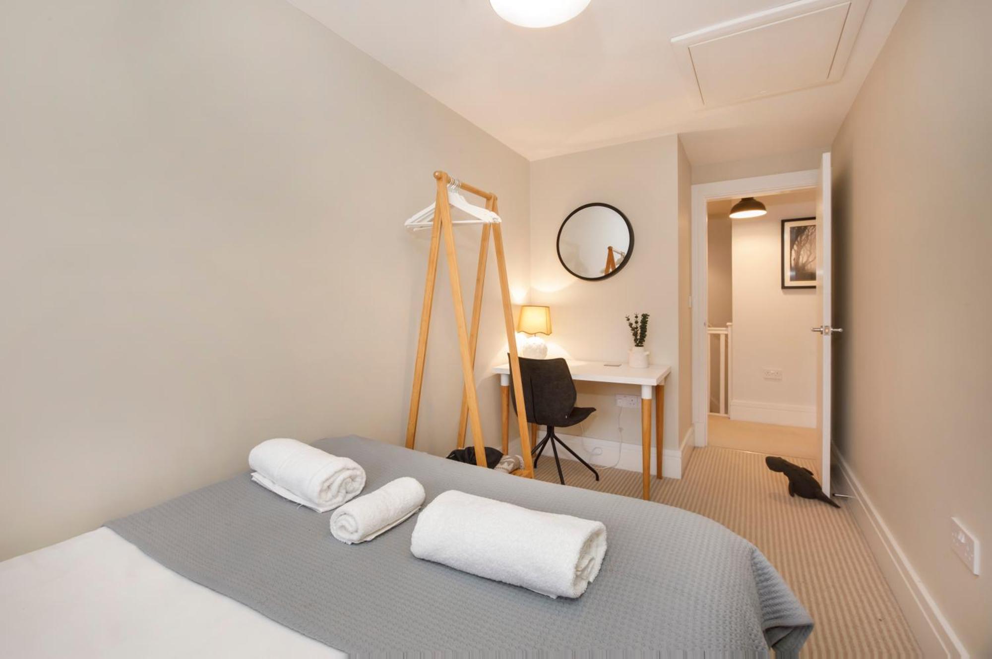 Compton Lodge Luxury Apartment-Free Parking Йорк Экстерьер фото